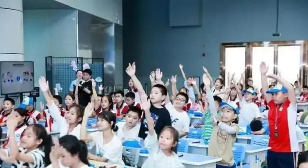 完美无瑕的形式但它供给的经历现已让数百万儿童茁壮成长