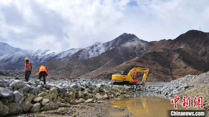  西藏拉萨河综合整治工程总体进度未受影响